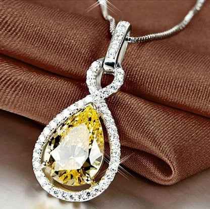 ✨💛 Topaz Necklace ✨💛