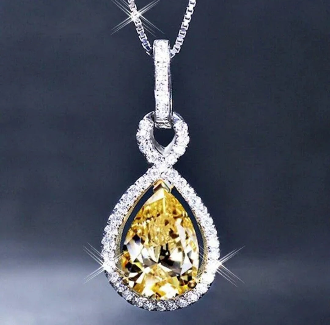 ✨💛 Topaz Necklace ✨💛