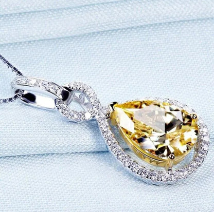 ✨💛 Topaz Necklace ✨💛