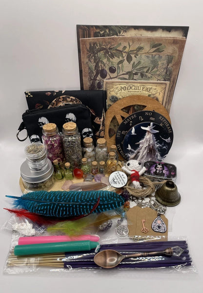 🔮✨ Novice Witch Kit – Spells, Crystals & Altar Essentials ✨🔮