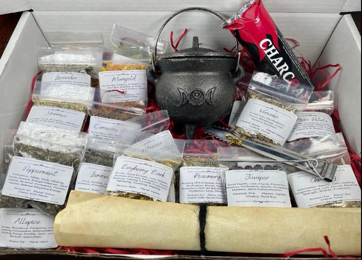 🔮🌙 Cast Iron Cauldron Herb Kit – Triple Moon Design & Incense Set 🌙🔮